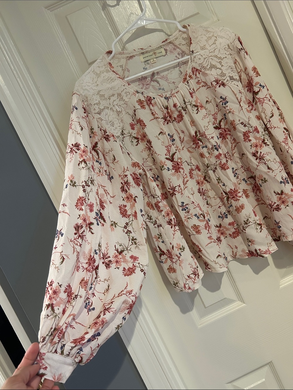 ⚜️ Penelope Rose Cream Floral Lace-Yoke Blouse - Picture 5 of 7